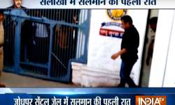 Salman Khan entering Jodhpur Central Jail