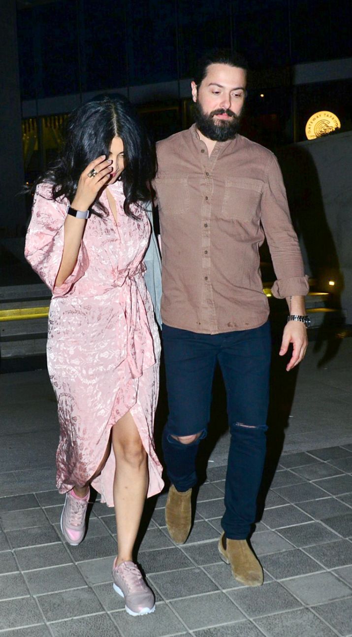 Shruti Haasan has been spotted with boyfriend Michael Corsale many time before as well.Â 