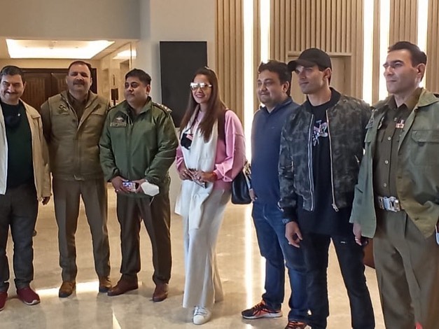 Sharing pictures on her verified Instagram account, Bipasha Basu thanked Jammu police for their cooperation and for making their journey safe and hurdle free. 
 