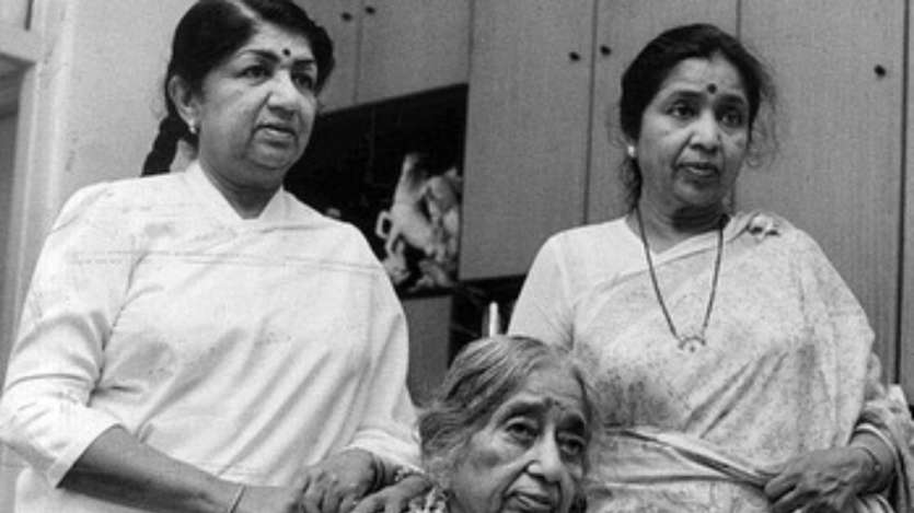 Asha Bhosle has always sang praises for her elder sister as she supported the family when their father died. Lata Mangeshkar was not even 14 when she started earning for the family.